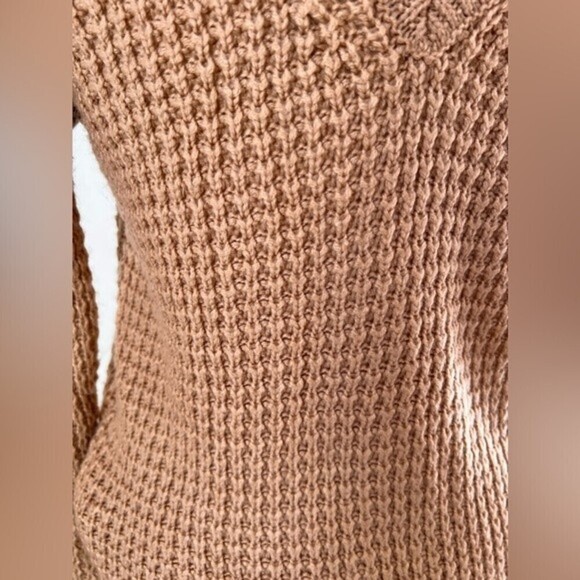 Women's cozy sweater tan longsleeve sweater knitted  Forever 21Size S. - Picture 8 of 8